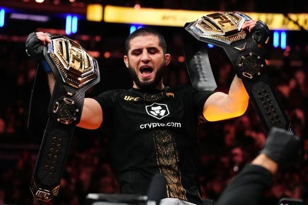 Islam Makhachev xây dựng kế hoạch bảo vệ đai vô địch UFC